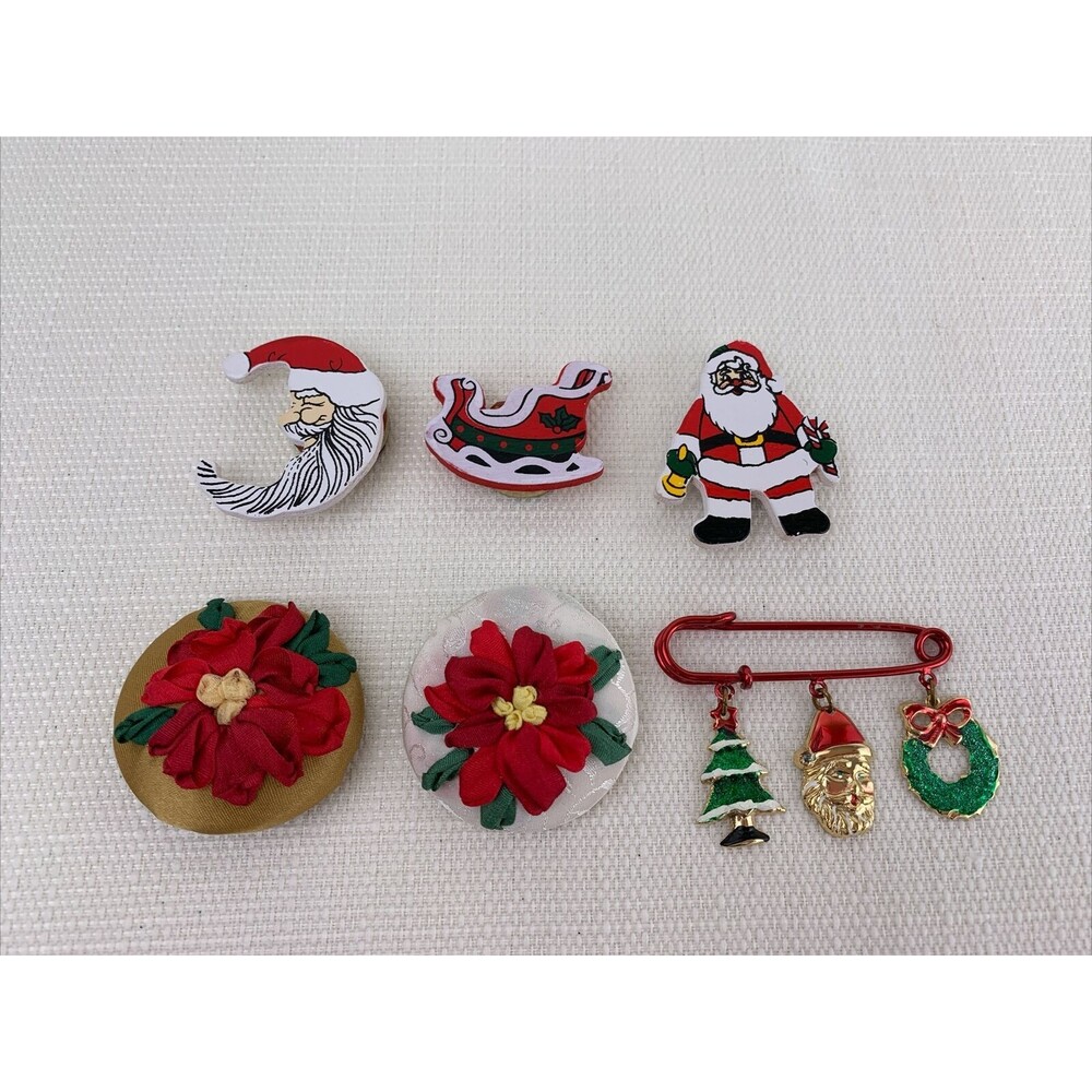 Christmas Pin Lot - Santa - Poinsettia- Tree- Wreath- Sleigh- Moon -‎ Button VTG